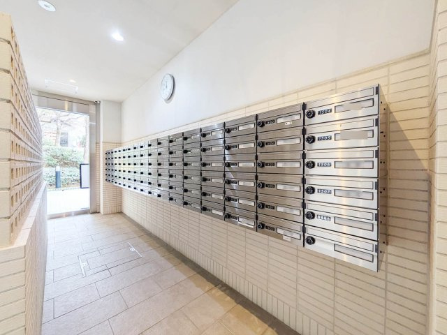 ルネ神戸北町Ⅱサウスコート2番館のその他共用部分|ダイヤル式で安心のメールボックス