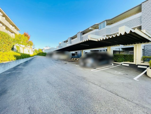 メイツ西山本通の駐車場|駐車場①