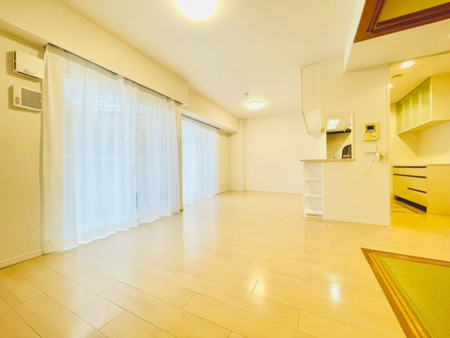 メイツ西山本通の居間・リビング|LDK③