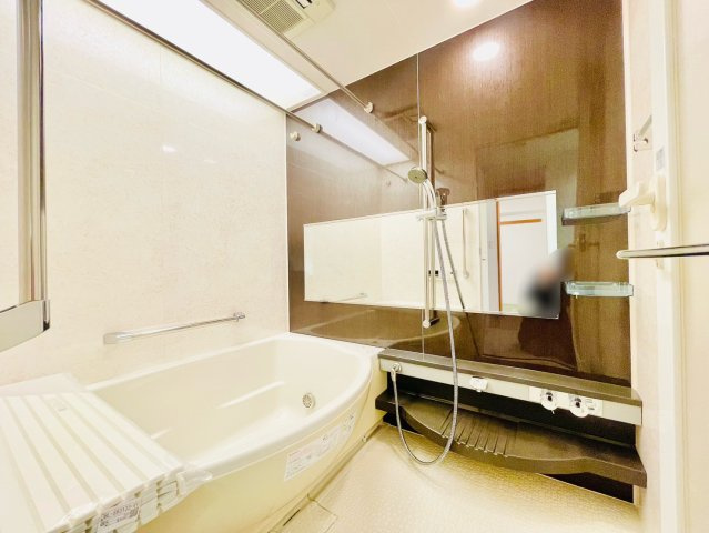 メイツ西山本通の浴室|浴室