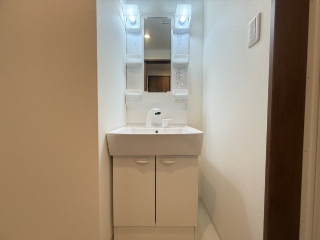 solana弥刀の洗面所