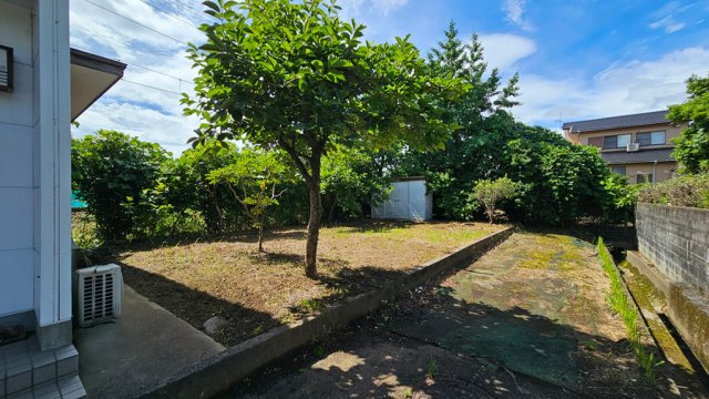 花ヶ島町立野　中古戸建の庭