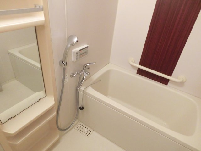 パークハイム南加賀屋の浴室