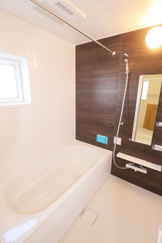 郡山市静西１丁目　　　１号棟　　　大成小学校、郡山第７中学区の玄関