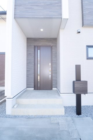 郡山市静西１丁目　　　１号棟　　　大成小学校、郡山第７中学区の玄関