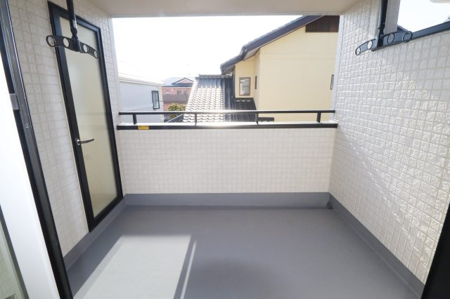郡山市静西１丁目　　　１号棟　　　大成小学校、郡山第７中学区のバルコニー