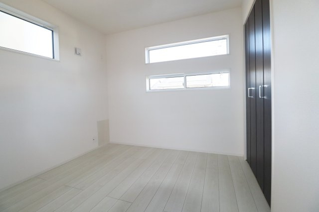 郡山市静西１丁目　　　１号棟　　　大成小学校、郡山第７中学区の洋室