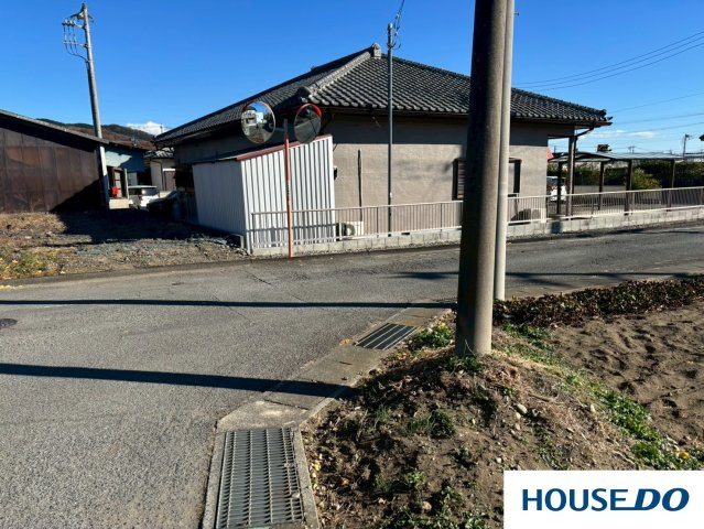みどり市笠懸町阿佐美の前面道路含む現地写真