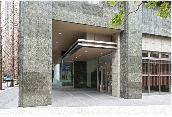 【エントランス】 | ★仲介手数料半額★TOKYO RESIDENCE （九段下駅前再開発計画始動・陽当たり良好なプラン）