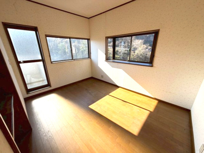 【洋室】 | 利根郡みなかみ町月夜野　展望良し　8SLDK