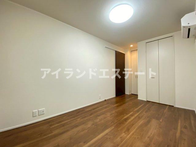 ヴィラ・シンビオーズ三軒茶屋　上階無し　オートロック　の内装