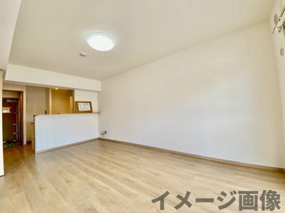 【居間・リビング】 | ユーミー三葛 | ※同系物件室内写真