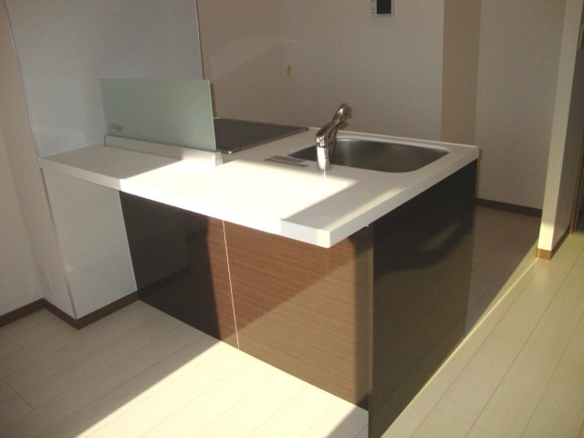 ＡＶＡＮＴＩ　ＨＩＬＬＳ　～アヴァンティ　ヒルズ～のキッチン|キッチン