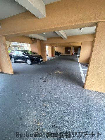 ストーンフィールドNo.3の駐車場