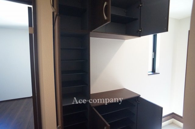 【収納】 | 八尾市山本町南6丁目 | 玄関ホールにシューズボックスあります♪