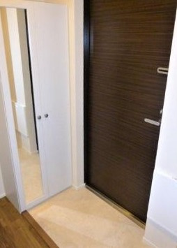 マトーニ ロッシの玄関