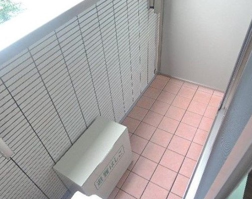 マトーニ ロッシのバルコニー