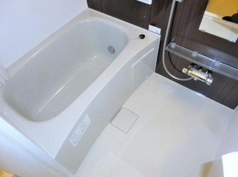 マトーニ ロッシの浴室