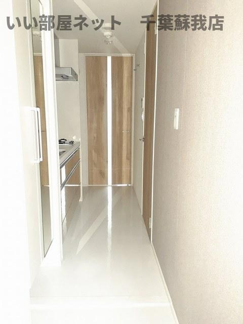 サンライズ桜のエントランス|収納もある玄関です