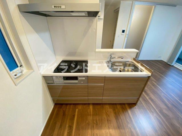 ヴィラ・シンビオーズ三軒茶屋　オートロック　通風良好のキッチン