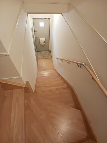 カーサ・コリーナⅡの玄関|明るい玄関です