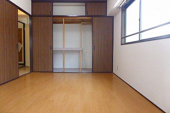 ダイナスティ品川の居間・リビング