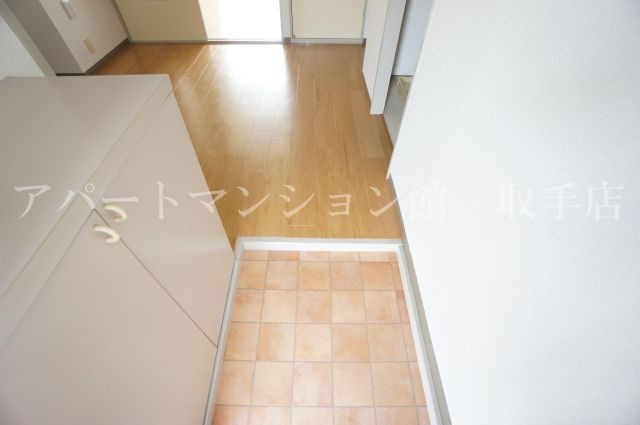 本谷ハイツの玄関