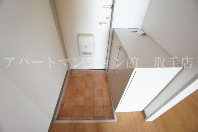 本谷ハイツの玄関