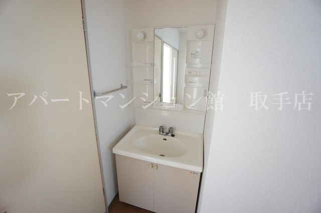 本谷ハイツの独立洗面台