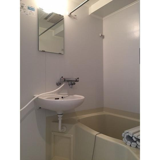 サンスタレ西浅草の浴室