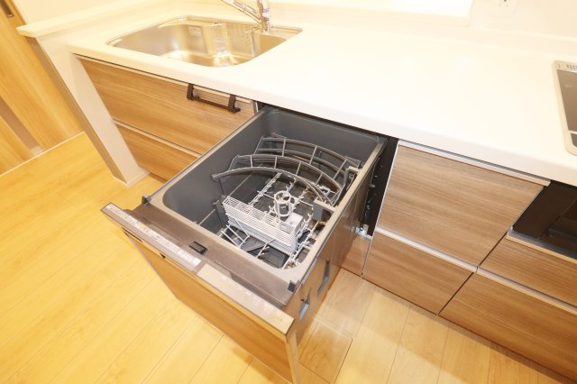 郡山市静西１丁目　　　２号棟　　　大成小学校、郡山第７中学区のキッチン