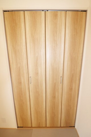 郡山市静西１丁目　　　２号棟　　　大成小学校、郡山第７中学区の収納