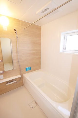 郡山市静西１丁目　　　２号棟　　　大成小学校、郡山第７中学区の浴室