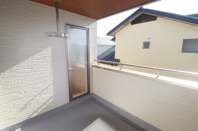 郡山市静西１丁目　　　２号棟　　　大成小学校、郡山第７中学区のバルコニー