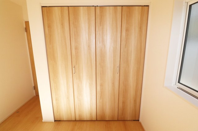 郡山市静西１丁目　　　２号棟　　　大成小学校、郡山第７中学区の収納