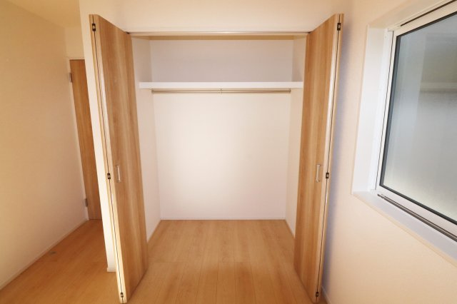 郡山市静西１丁目　　　２号棟　　　大成小学校、郡山第７中学区の収納