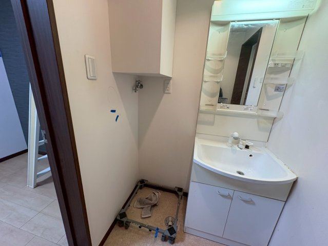 EPガーデン鬼越の洗面所