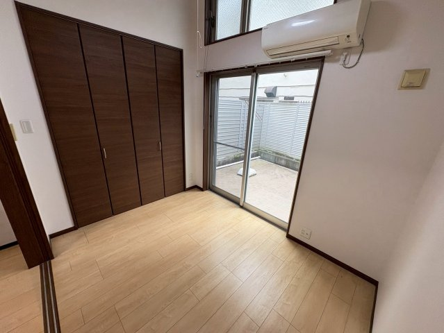 EPガーデン鬼越の居間・リビング