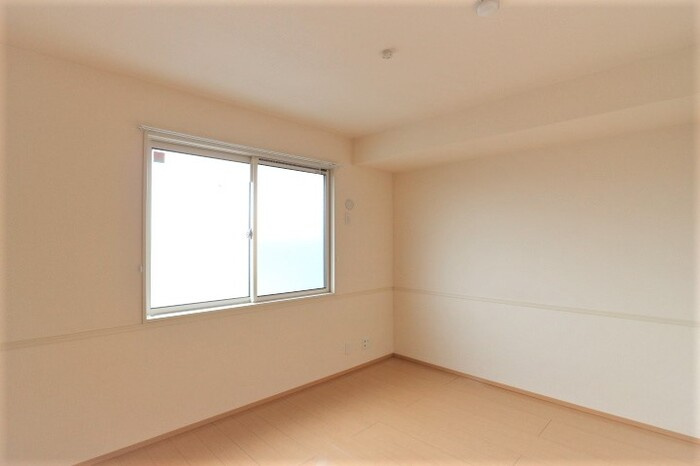 オ・ソレイユABIKOの寝室|洋室