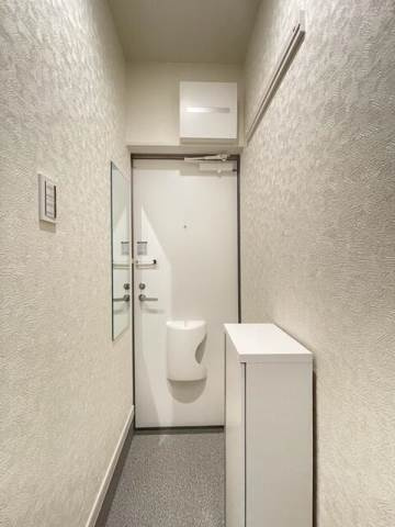 中野区鷺宮５丁目のアパートの玄関