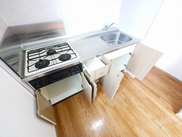 エントピア梅美　A棟のキッチン|使いやすいキッチンです