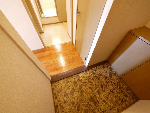 エントピア梅美　A棟の玄関|ゆったりとした玄関です