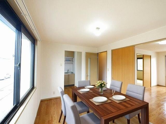 エントピア梅美　A棟の居間・リビング|CGで家具等を配置したもので家具等は含まれません