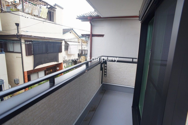 【バルコニー】 | 八尾市東弓削1丁目 | バルコニーは2階と3階にあります☆こちらはリビングに面した2階のバルコニーです☆