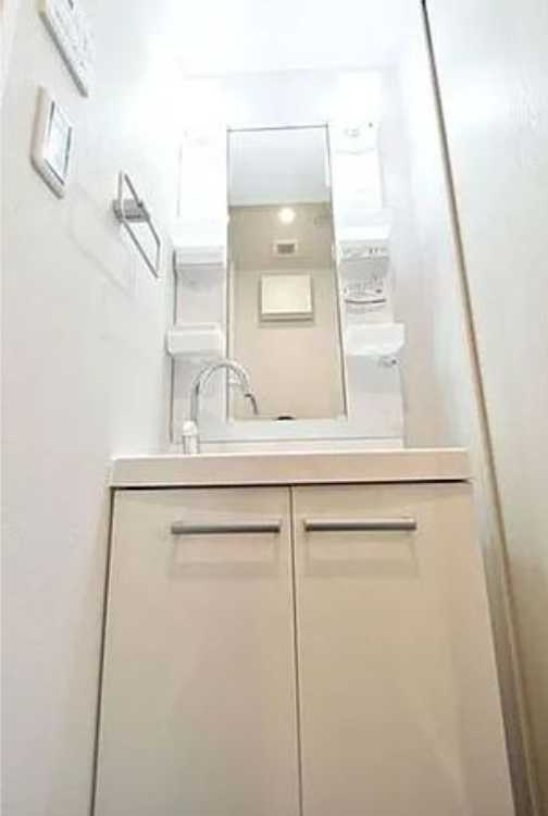 エルファーロ世田谷三宿　敷金０　礼金０　ペット相談の洗面所