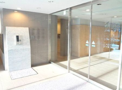 【エントランス】 | 日暮里アインスタワー | 清潔なエントランスです