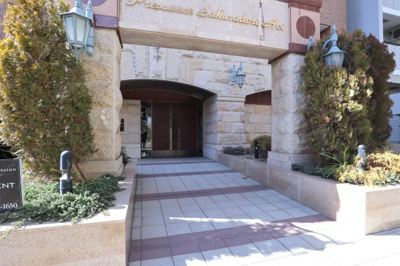 【エントランス】 | プレサンス桜通り葵 | 建物の内部です