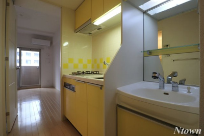 【洗面所】 | プレサンス桜通り葵 | 使いやすい洗面所です