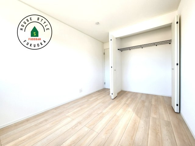 福岡市西区野方5丁目第15-2棟（1号棟）の内観：施工例|元気いっぱいのお子様が活躍するお部屋です。