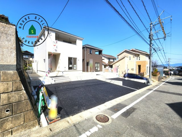 福岡市西区野方5丁目第15-2棟（1号棟）の前面道路含む現地写真|見学の時間などお気軽にお問い合わせ下さい。